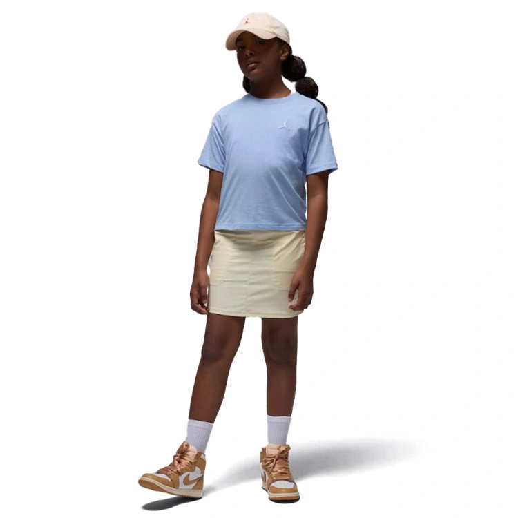 camiseta-jordan-brooklyn-essentials-nina-cobalt-bliss-4