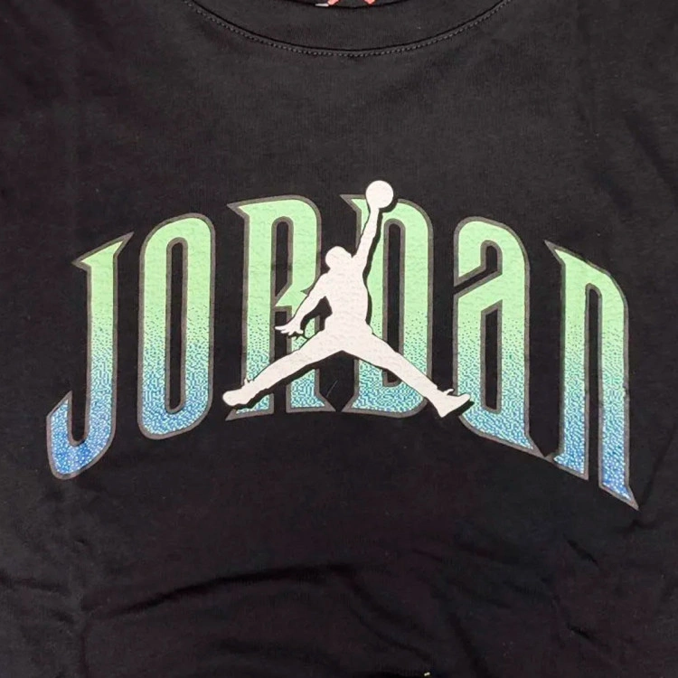 camiseta-jordan-jumpman-global-arch-nino-black-3