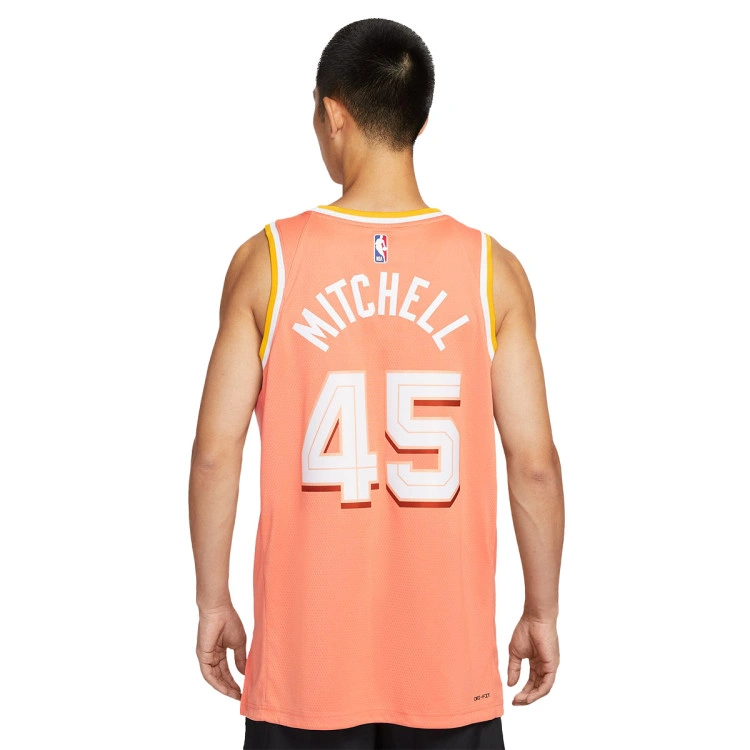 camiseta-nike-cleveland-cavaliers-swingman-city-edition-donovan-mitchell-orange-frost-1