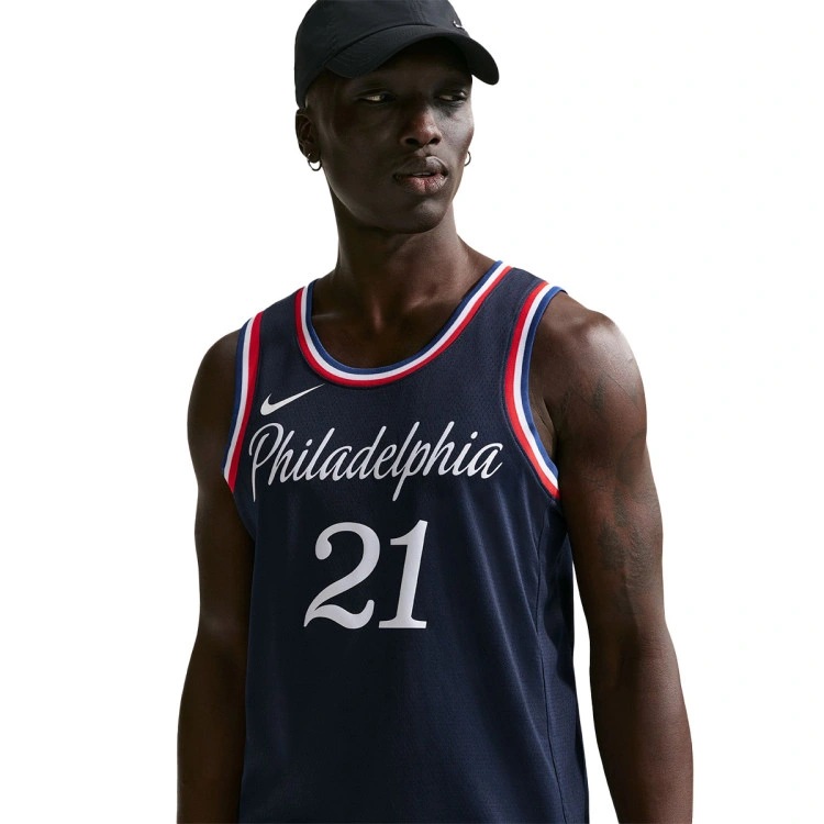 camiseta-nike-philadelphia-76ers-swingman-city-edition-joel-embiid-college-navy-2