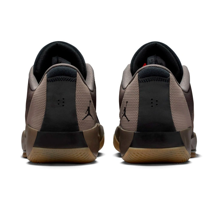 zapatillas-jordan-luka.77-gum-cave-stone-black-gum-light-brown-4