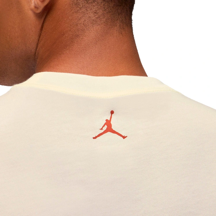 camiseta-jordan-brooklyn-holiday-graphic-crew-sail-redstone-3
