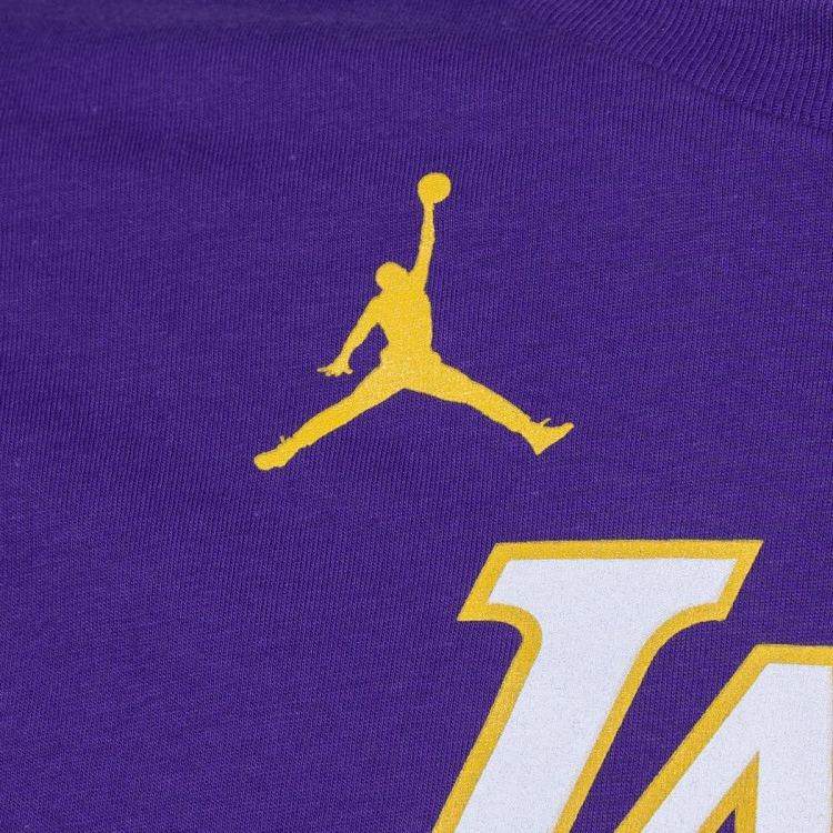 camiseta-jordan-los-angeles-lakers-essential-statement-edition-lebron-james-nino-field-purple-6