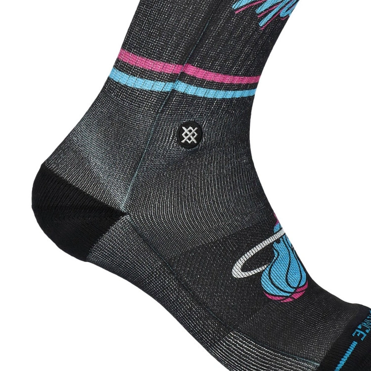 calcetines-stance-miami-heat-city-edition-2025-2026-multicolor-3