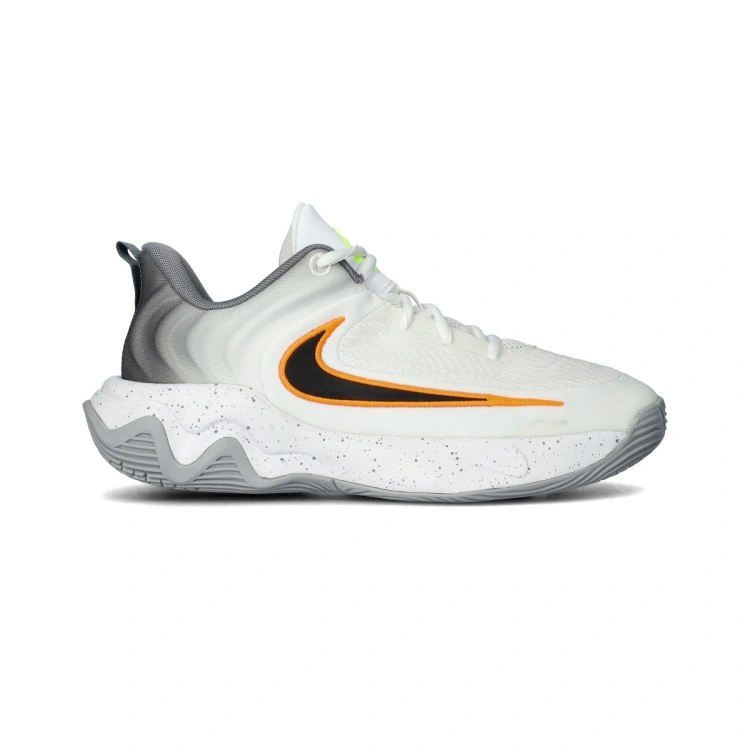 zapatillas-nike-giannis-immortality-4-nino-blanco-1