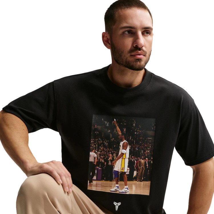 camiseta-nike-kobe-bryant-max90-81-black-2