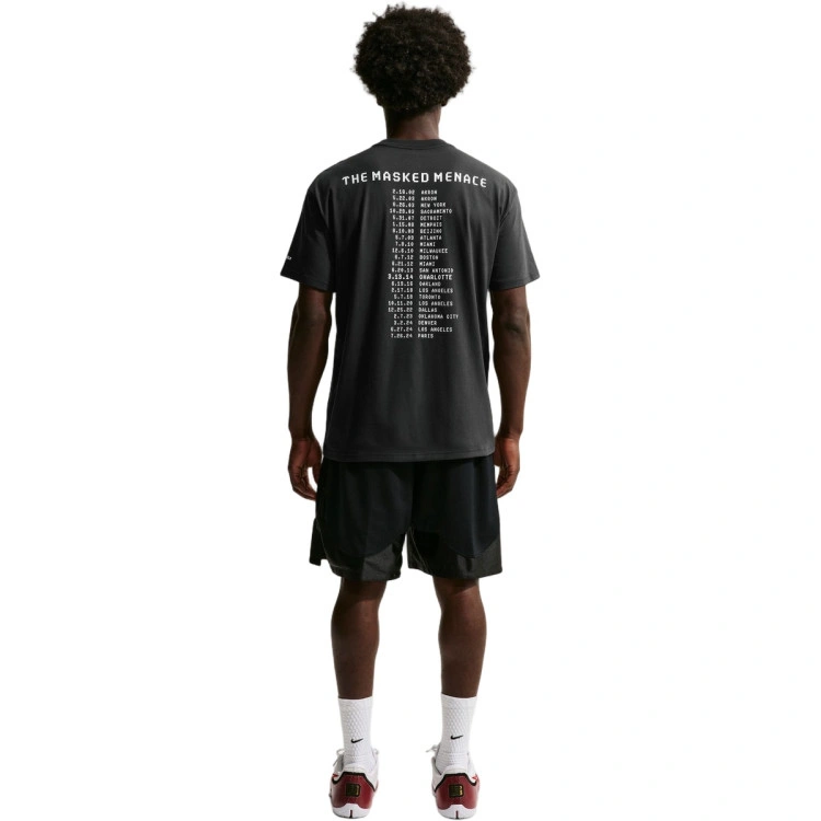 camiseta-nike-lebron-james-masked-menace-off-noir-4