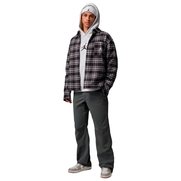 camisa-jordan-manga-larga-brooklyn-flannel-gfx-black-sail-5