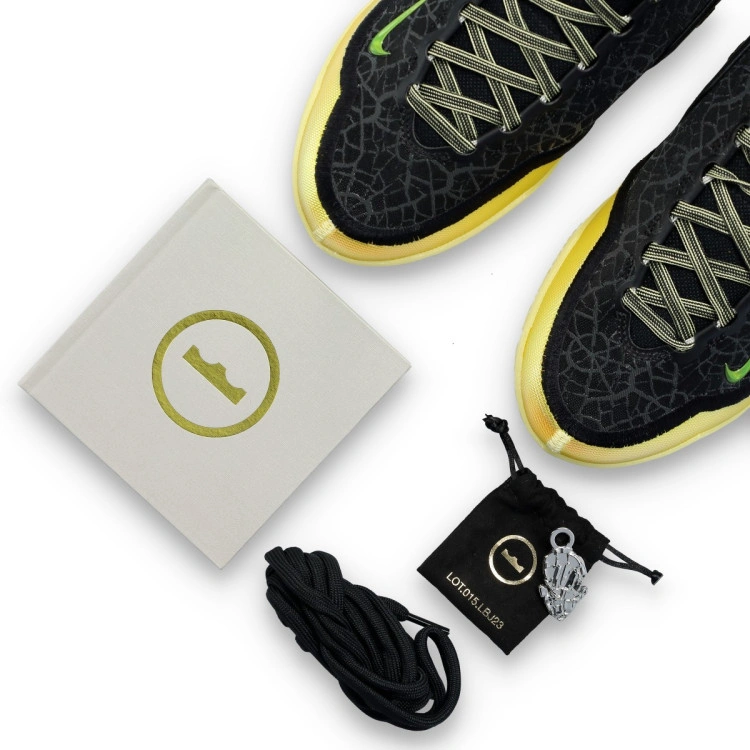 zapatillas-nike-lebron-23-elite-hurt-feelings-write-history-black-soft-yellow-stadium-green-college-grey-6