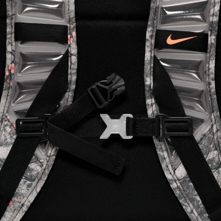 mochila-nike-varsity-elite-32l-cream-black-black-5