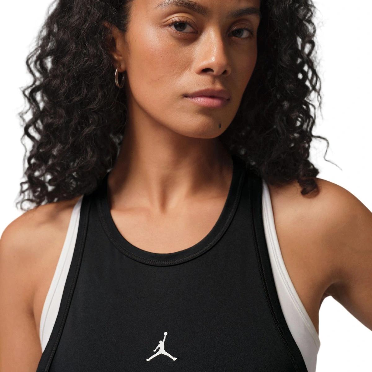camiseta-jordan-sport-essential-sin-mangas-top-mujer-black-white-2