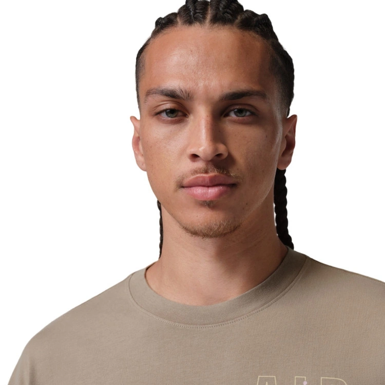 camiseta-jordan-flight-reis-legend-crew-khaki-iced-carmine-2