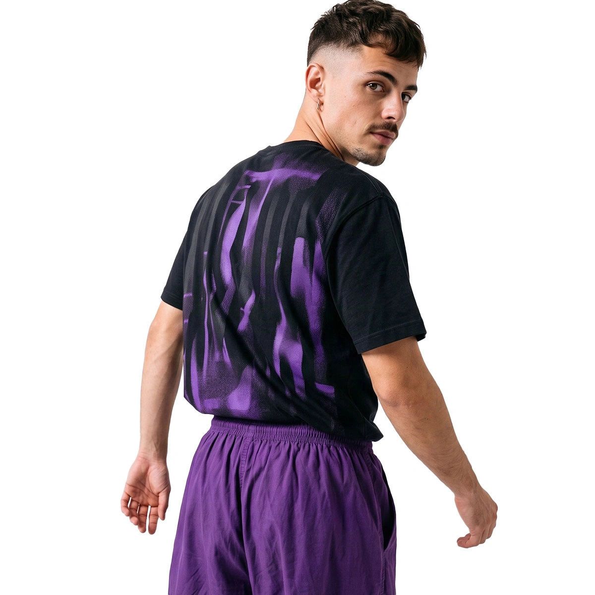 camiseta-nike-los-angeles-lakers-pregame-black-0