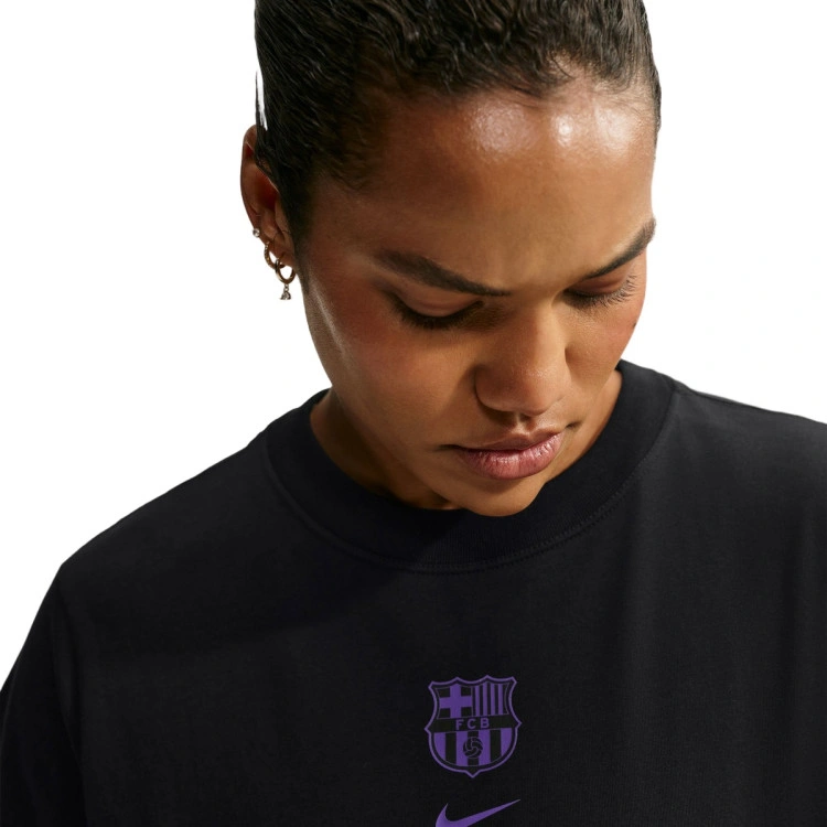 camiseta-nike-fc-barcelona-fanswear-2026-2027-mujer-blackened-blue-mineral-yellow-no-sponsor-2