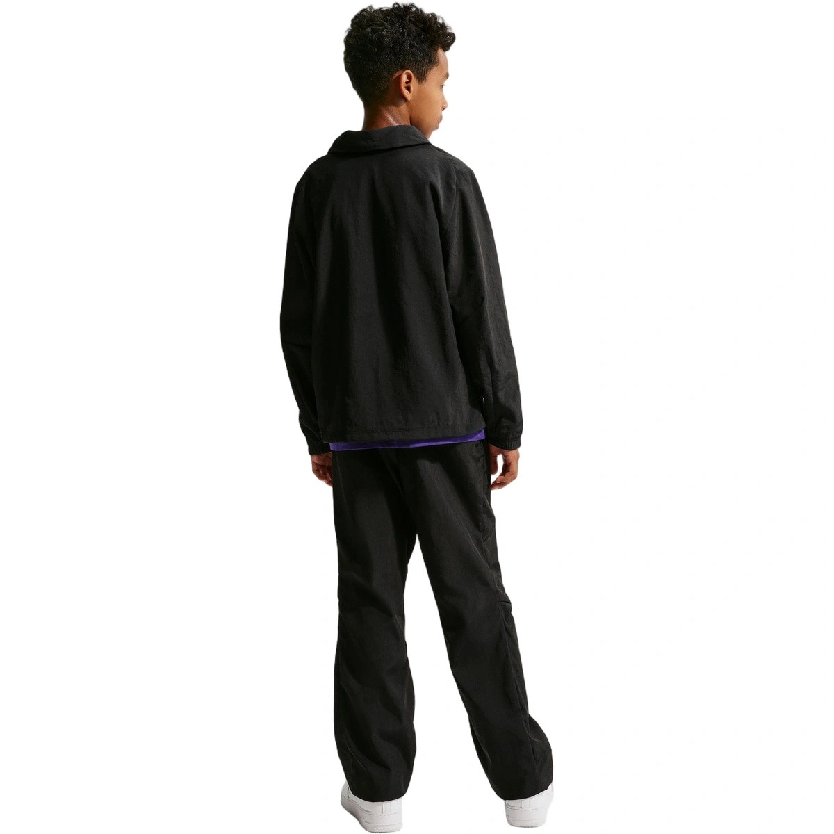 pantalon-largo-nike-fc-barcelona-fanswear-2026-2027-nino-black-metallic-gold-no-sponsor-away-3