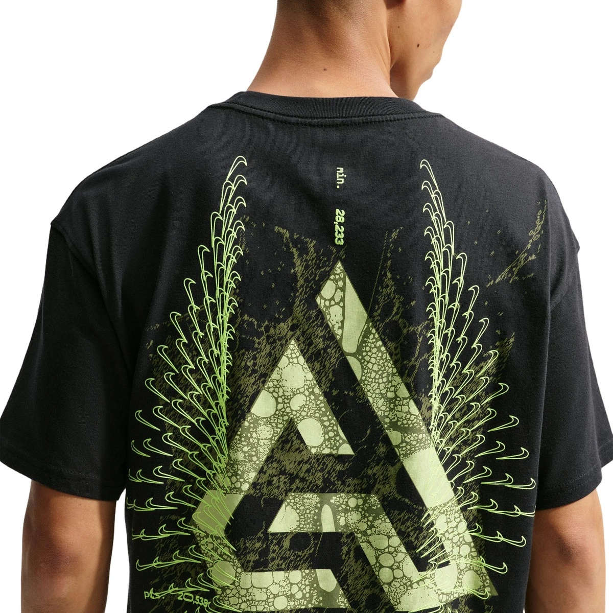 camiseta-nike-giannis-antetokounmpo-max90-summit-hc-black-3