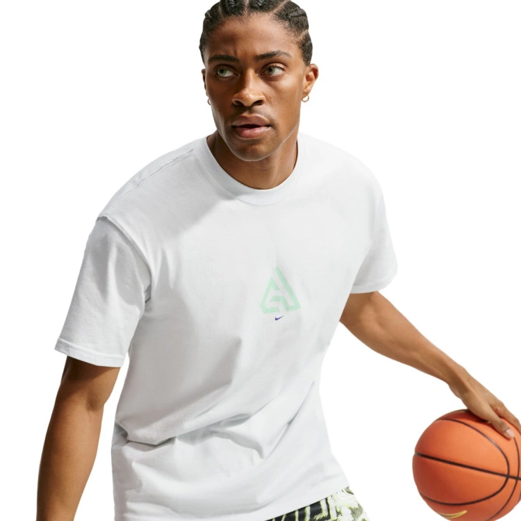 camiseta-nike-giannis-antetokounmpo-max90-off-white-4