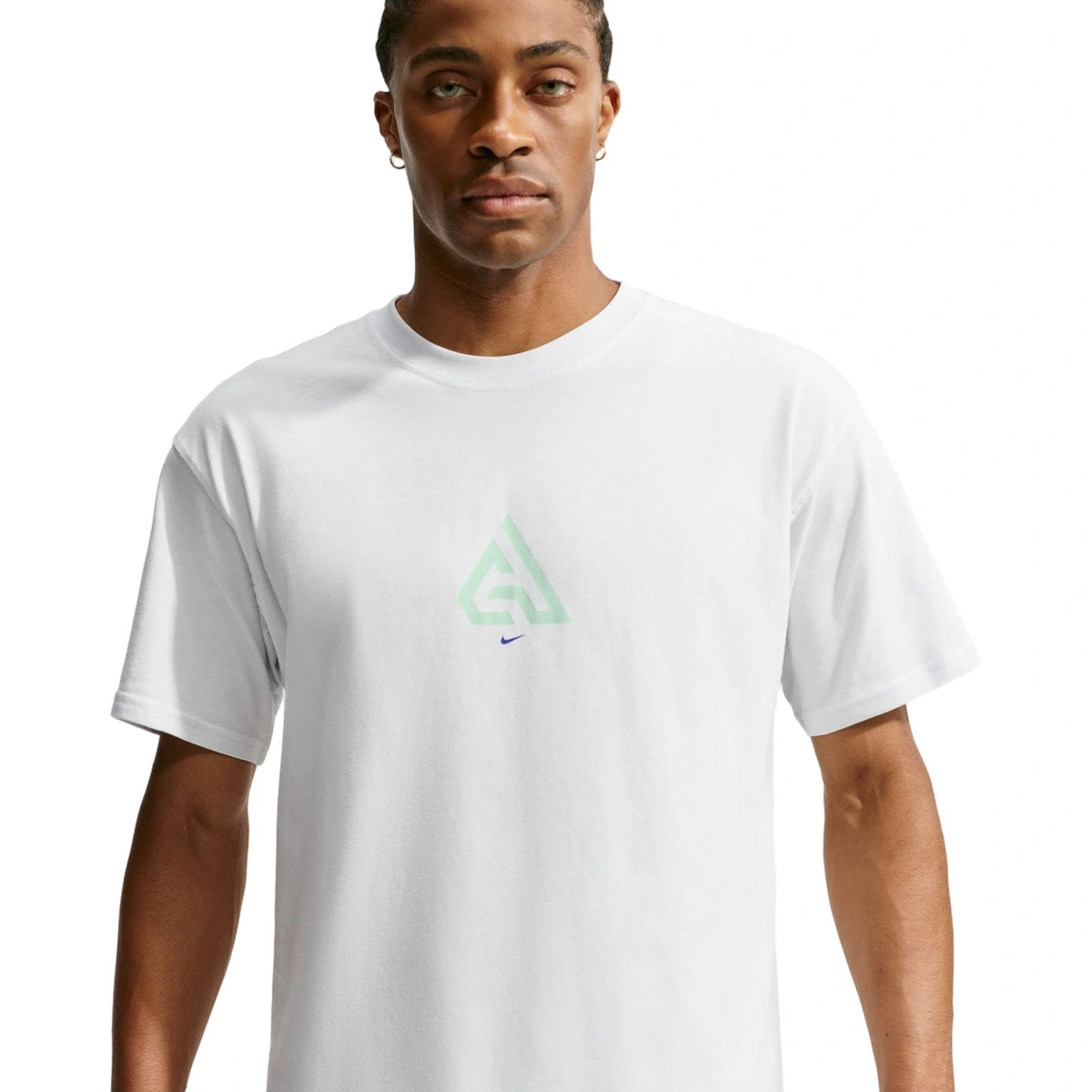 camiseta-nike-giannis-antetokounmpo-max90-off-white-3