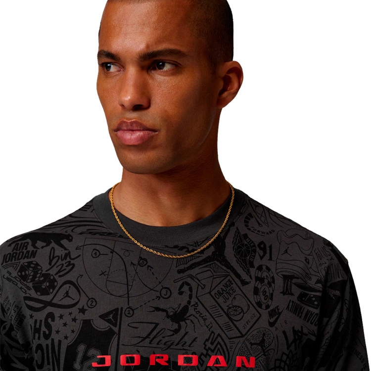 camiseta-jordan-brooklyn-laser-gfx-crew-black-university-red-4