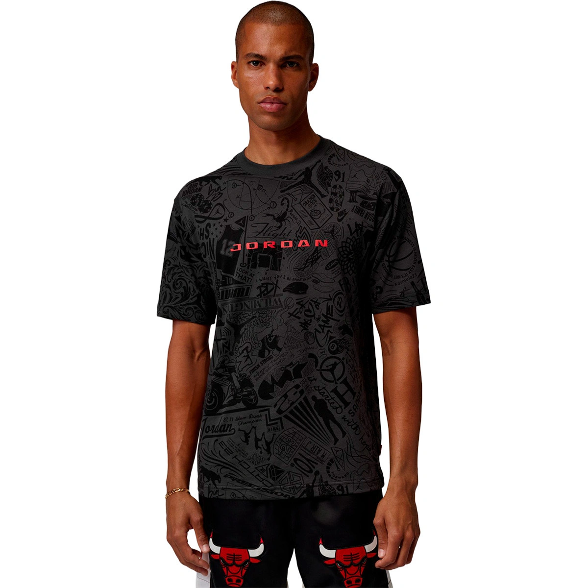 camiseta-jordan-brooklyn-laser-gfx-crew-black-university-red-0