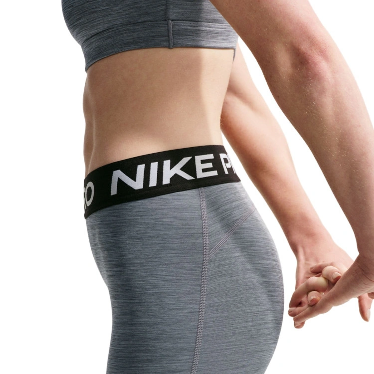 malla-larga-nike-pro-365-mid-rise-mujer-smoke-grey-htr-black-white-3