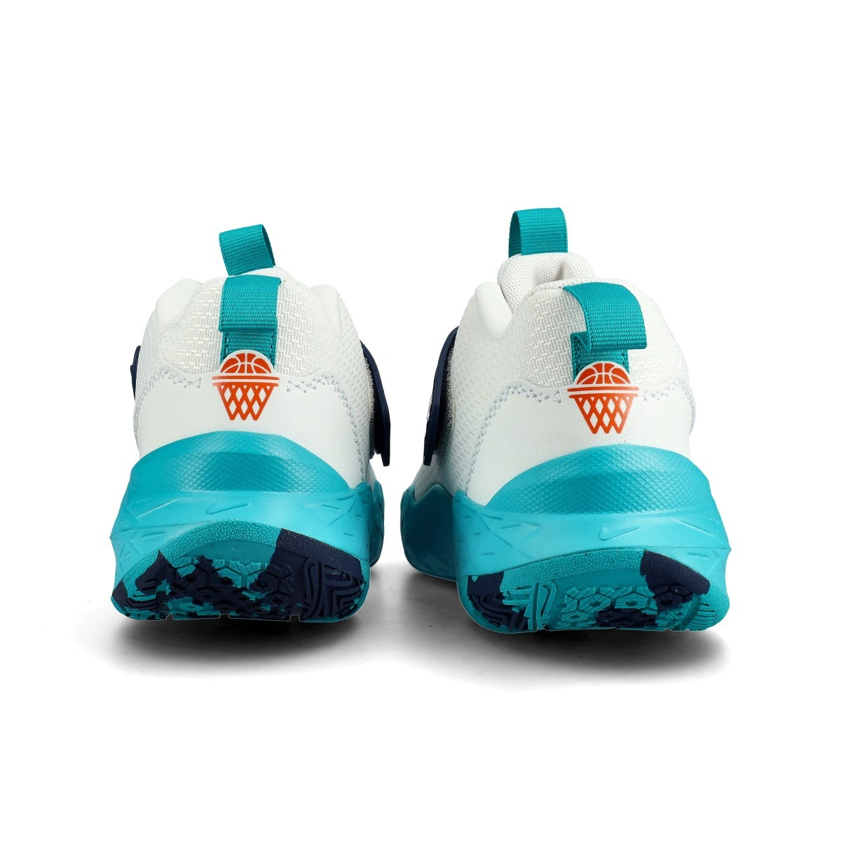 zapatillas-nike-team-hustle-d12-nino-blanco-4