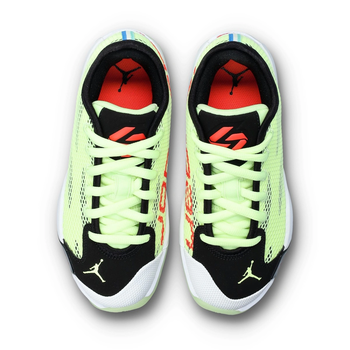 zapatillas-jordan-luka-77-v2-nino-barely-volt-infrared-23-black-white-5