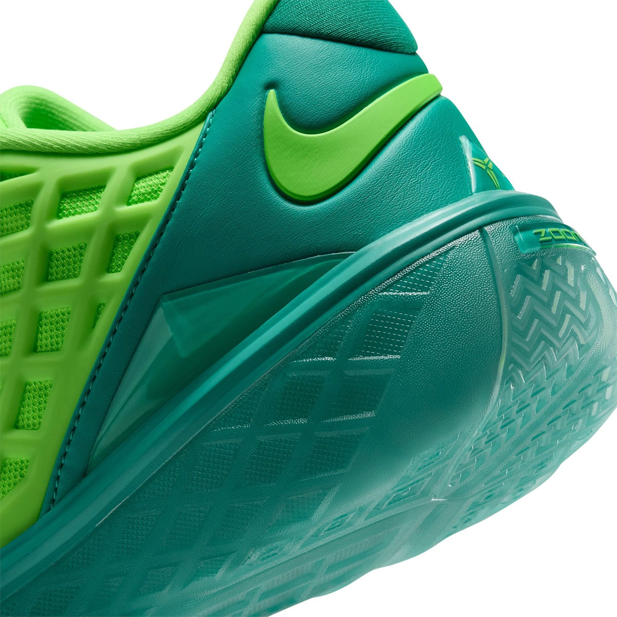 zapatillas-nike-kobe-3-low-protro-electric-green-stadium-green-7