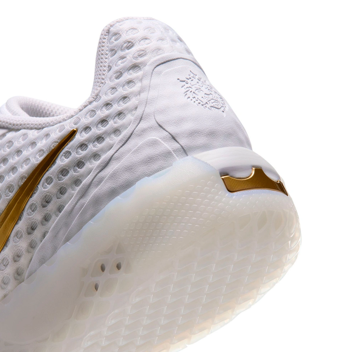 zapatillas-nike-lebron-witness-x-white-metallic-gold-white-photon-dust-7