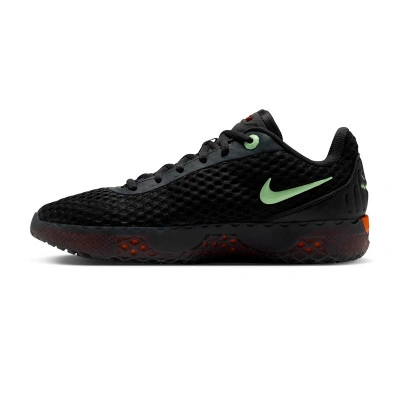 Scarpe LeBron Witness X Halloween