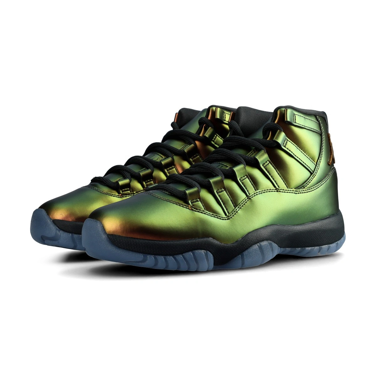 sneakers-jordan-air-jordan-11-retro-mujer-space-jam-lt-british-tan-off-noir-metallic-silver-0
